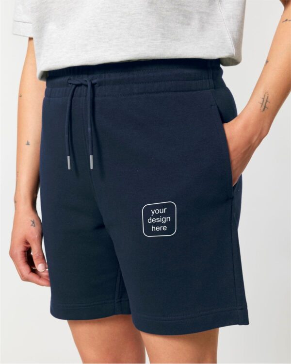 Organic Jogger Shorts mit individuellem Tierportrait als Stickmotiv
