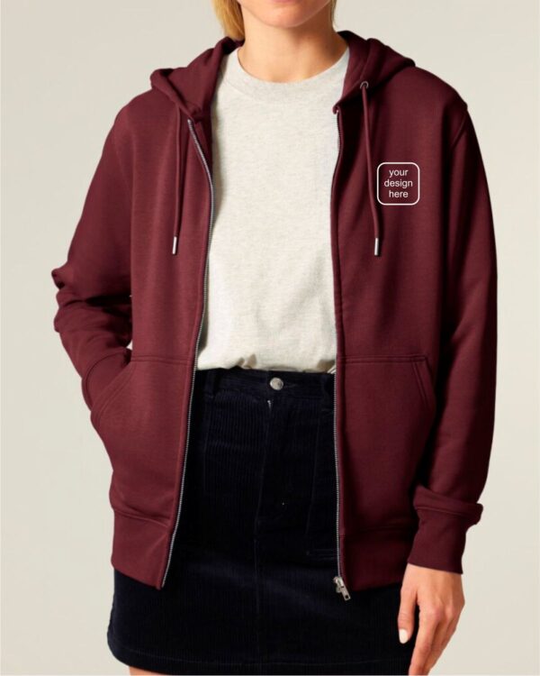 Organic Zipper mit individuellem Tierportrait als Stickmotiv