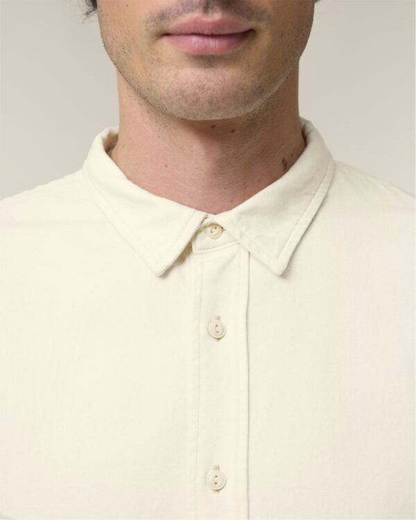 Organic Relaxed Button-Up Shirt bestickt mit individuellem Tierportrait in Natural Raw Design